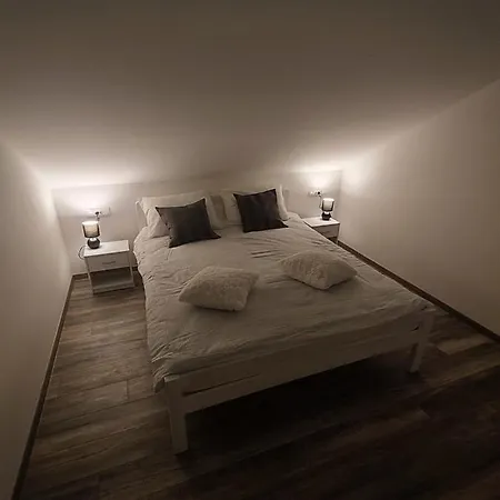 Loft Lägenhet *
